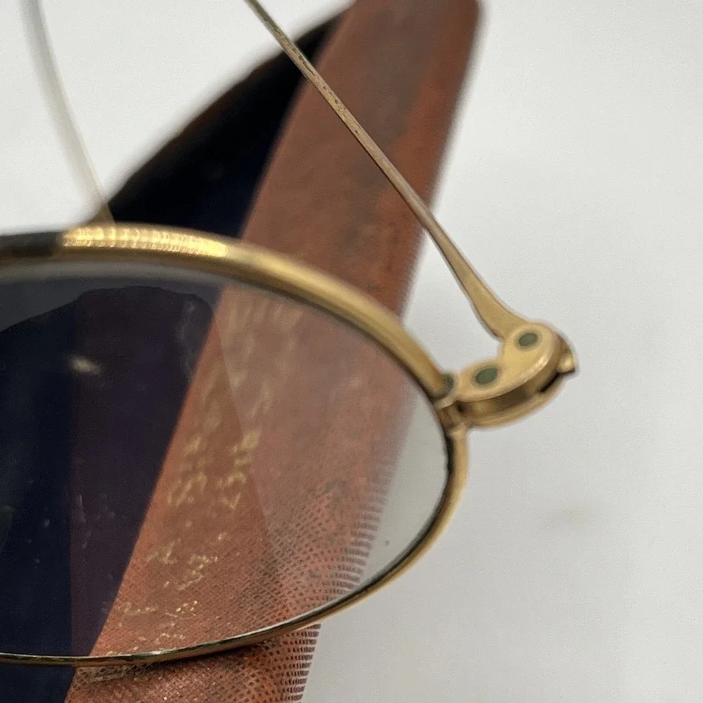 Antique Wire Rim 